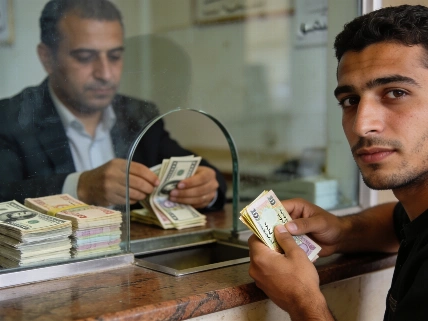 Libya moves to inject foreign currency as dinar slides on black market Maghreb Insider