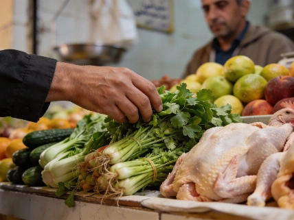 Tunisia inflation hits 5.6% as food costs accelerate Maghreb Insider